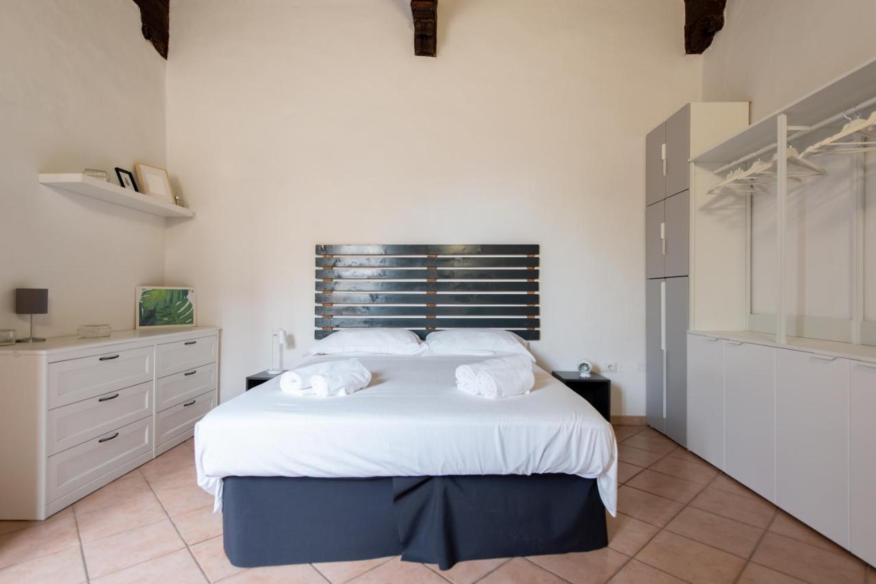 2 Rooms Next To A Market And Piazza Santa Croce - Homeunity فلورنس المظهر الخارجي الصورة
