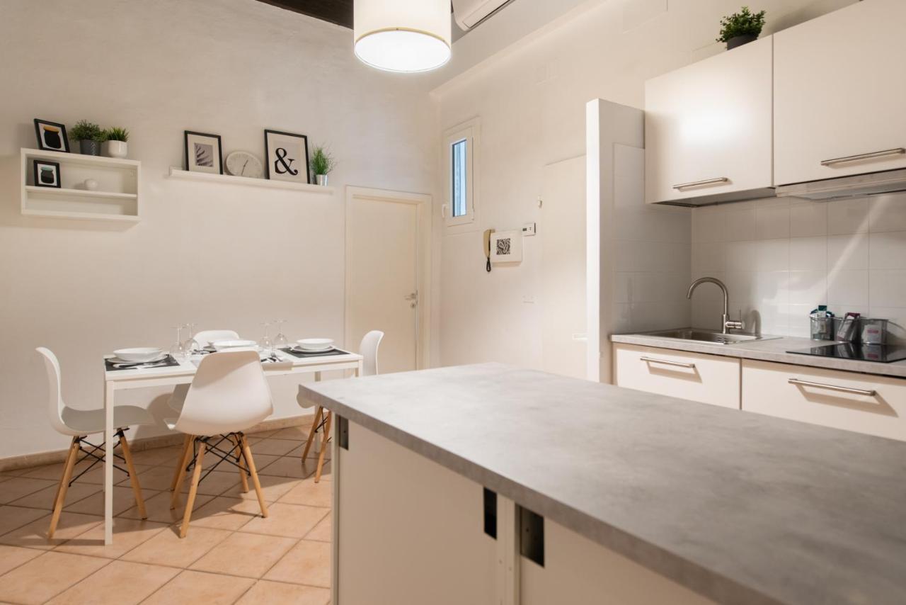 2 Rooms Next To A Market And Piazza Santa Croce - Homeunity فلورنس المظهر الخارجي الصورة